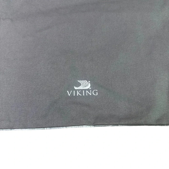 Viking Travel Bag Tote Adjustable Pull Straps Vienna Statue NWT New - Picture 7 of 9